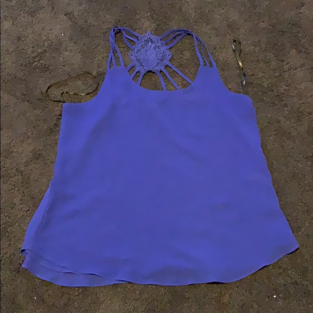E and M flowy blue shirt
